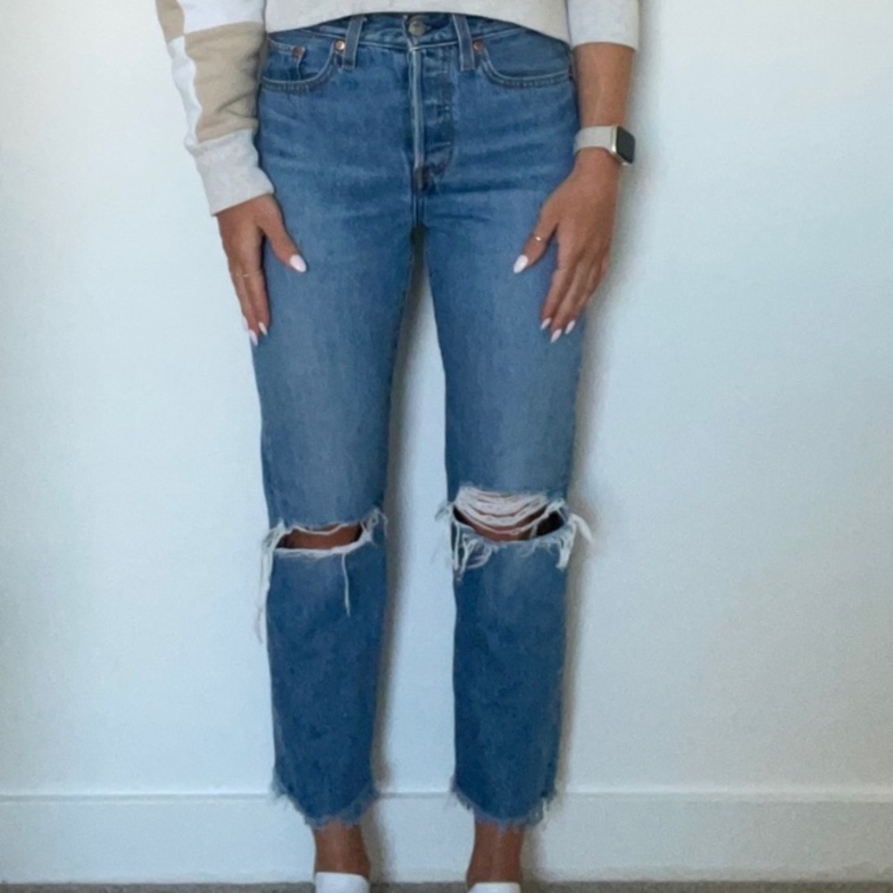 Levi’s Wedgie straight ankle jeans!